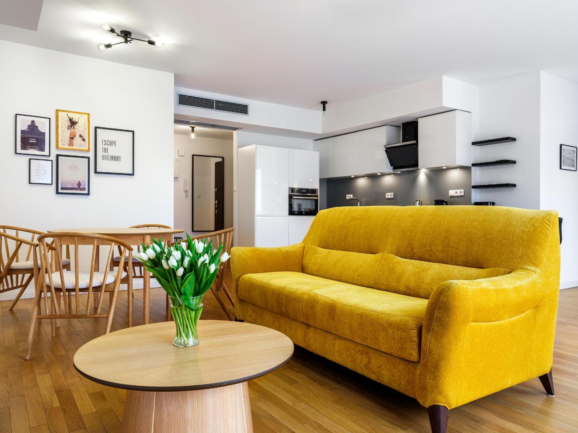 Modern W. Parking By Tyzenhauz Cracovia